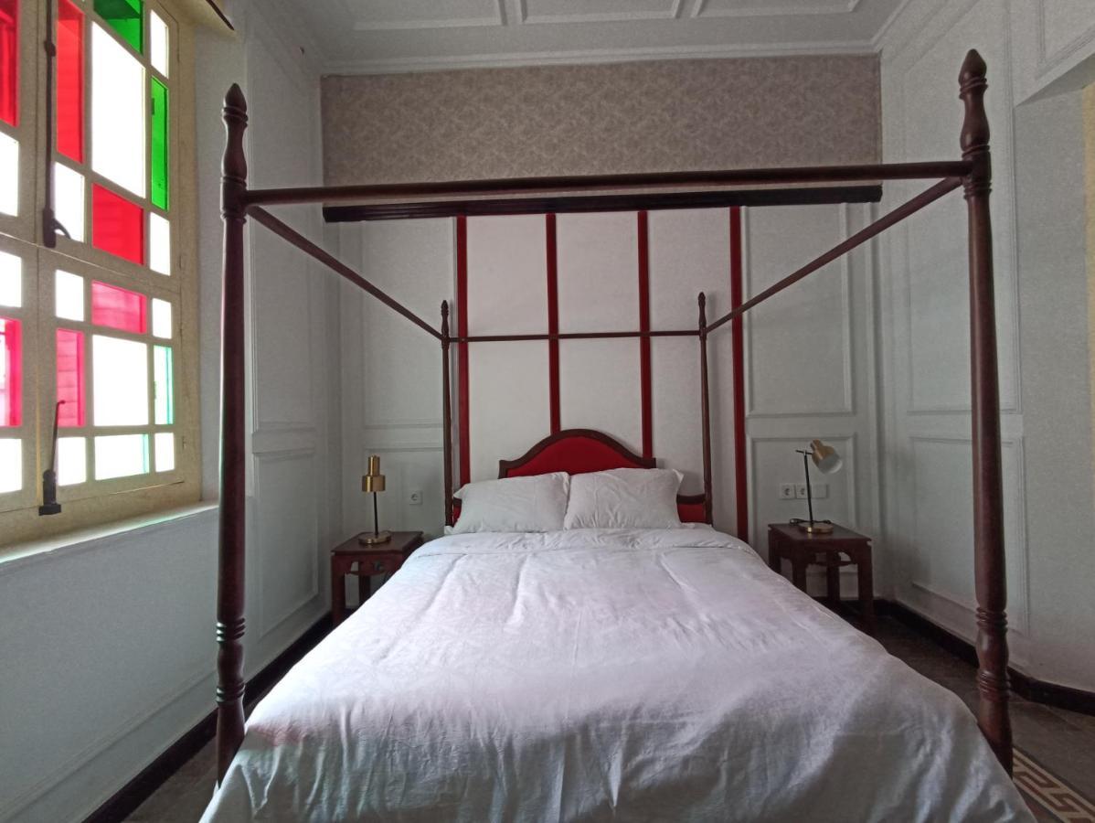Mruyung Guest House Kota Lama Banyumas Mitra Reddoorz Ngoại thất bức ảnh